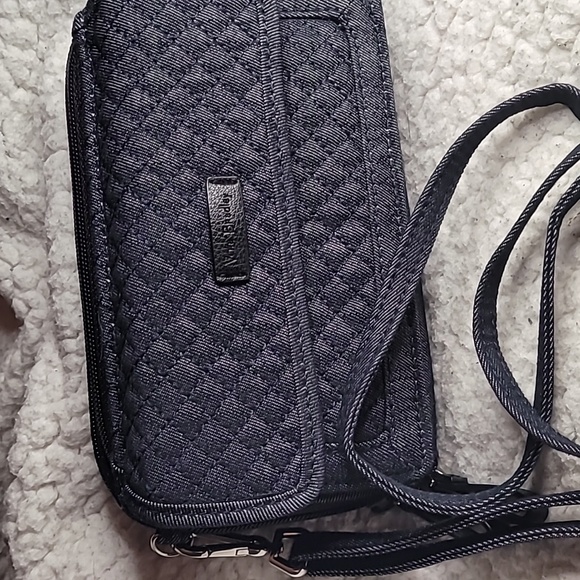 Vera Bradley Iconic RFID All In One Denim Cell Phone denim Crossbody Vera Bradle - Picture 6 of 17